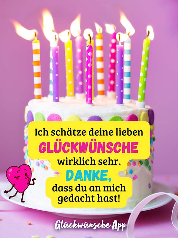 Geburtstagstorte mit Herzen und Gruß: „Ich schätze deine lieben Glückwünsche wirklich sehr. Danke, dass du an mich gedacht hast!"